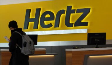 Hertz shares plummet after weak Q1, $250 million stock offering