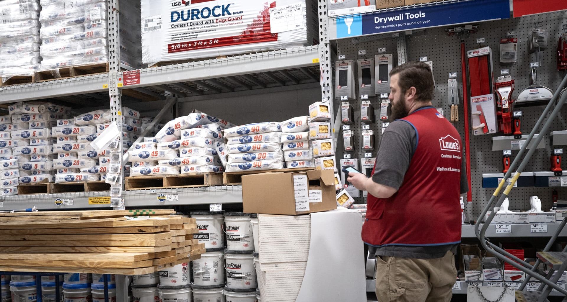 Lowe's (LOW) Q1 2025 earnings