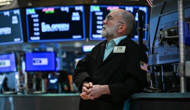 2 things driving Tuesday's stock market drop, a day before the Fed's rate decision