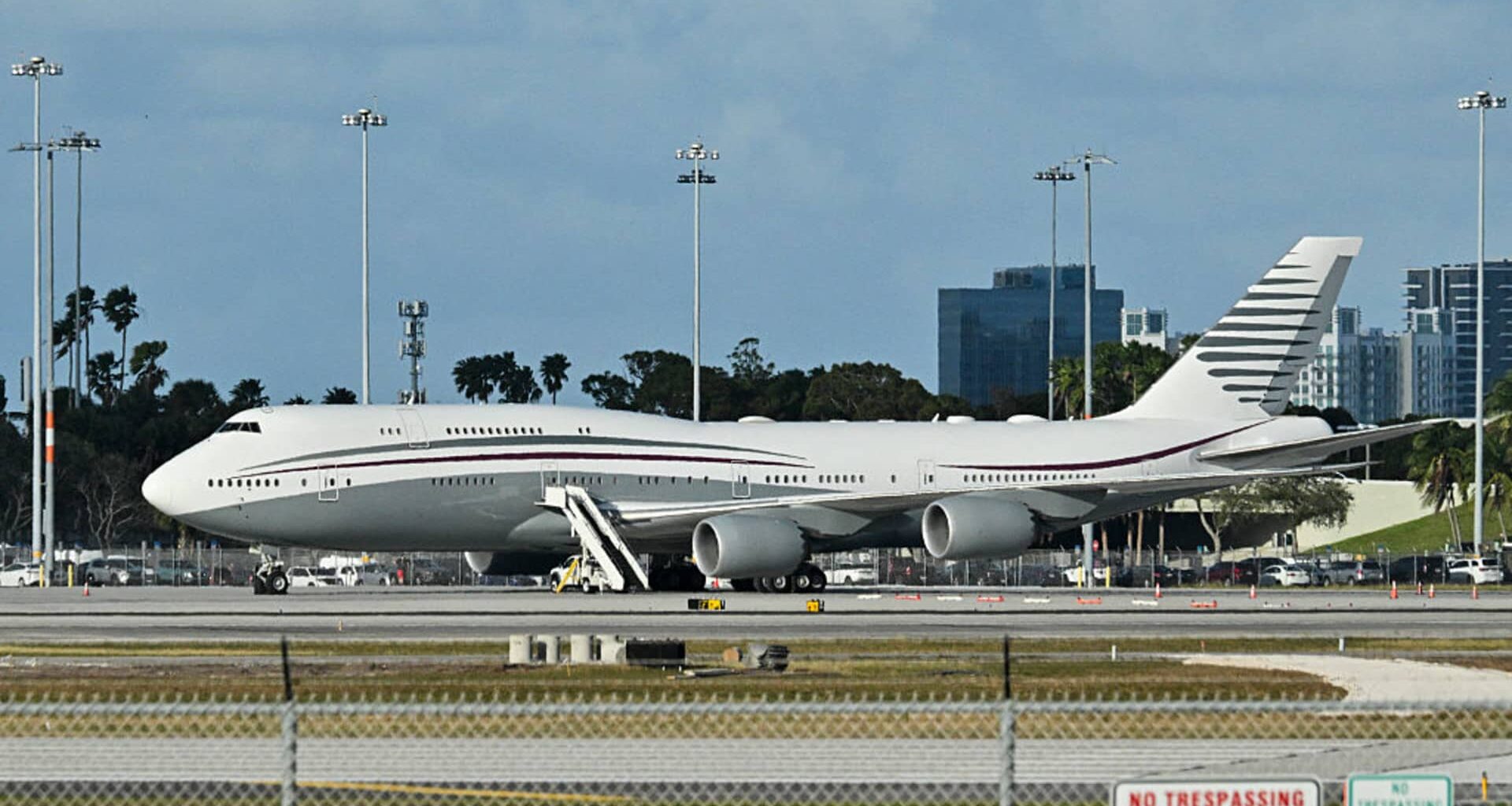 Trump Qatar gift: Hegseth accepts Boeing jet