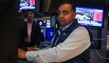 Stock market today: Live updates