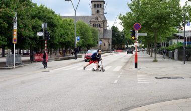 Luxemburg-Stadt Radfahrer bei Verkehrsunfall in der Avenue Victor Hugo auf Limpertsberg verletzt