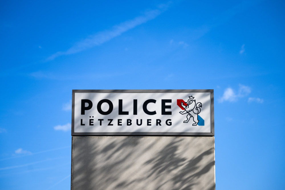 Luxemburg Polizei stoppt am Sonntagmorgen zwei alkoholisierte Autofahrer