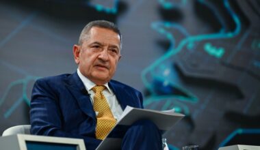 Bank of Italy governor urges ECB to cut rates further