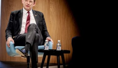 Denmark’s defense boss not ‘able to imagine’ a US takeover of Greenland – POLITICO