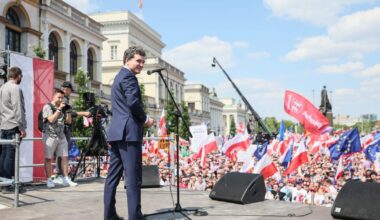 Nicușor Dan starts nightmare new job as president of Romania  – POLITICO