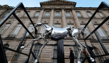 Zeus, le cheval métallique des JO, est arrivé à Strasbourg