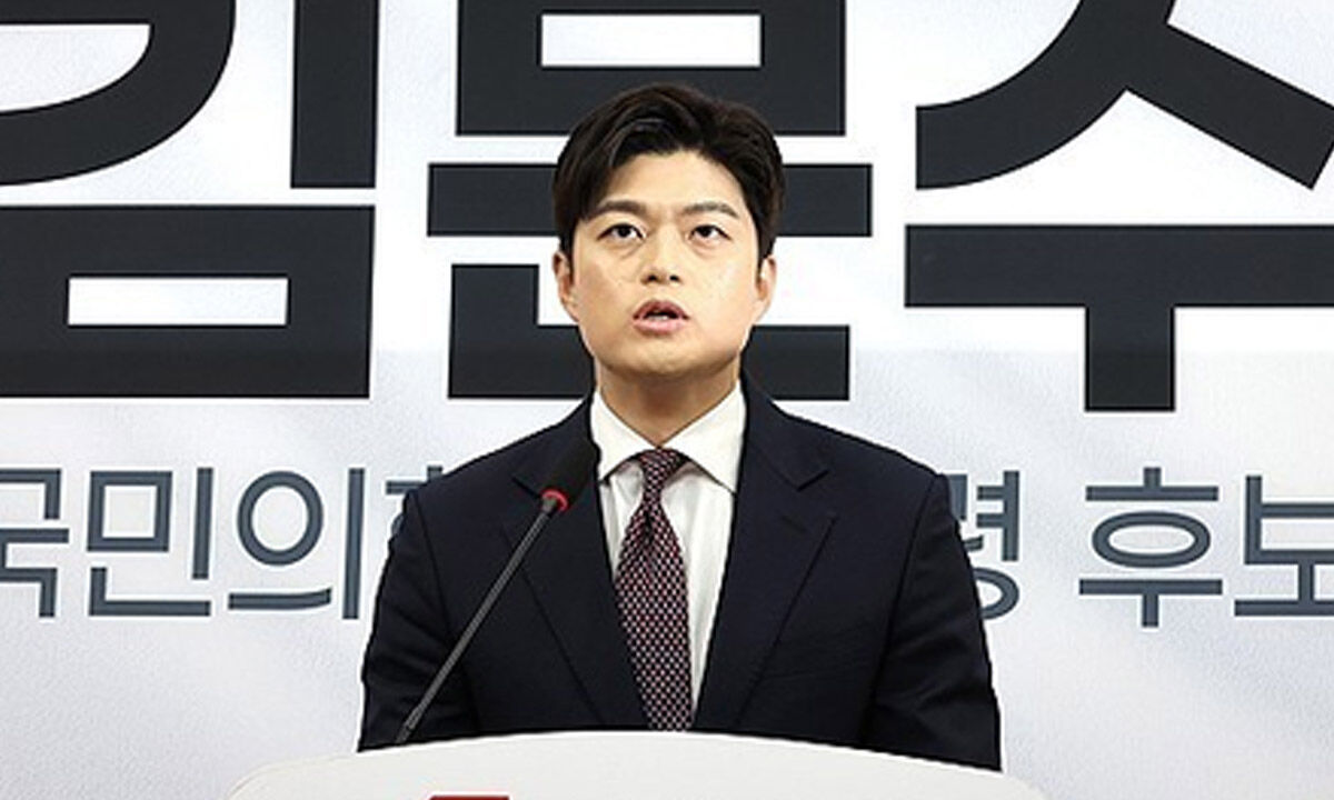 PPP's interim leader calls for ex-President Yoon to leave party