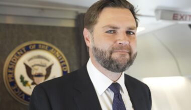 Looking for Love? JD Vance Doesn't Want You on Tinder