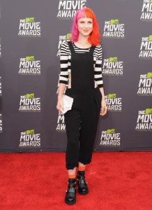 CULVER CITY, CA - APRIL 14:  Singer Hayley Williams of Paramore arrives at the 2013 MTV Movie Awards at Sony Pictures Studios on April 14, 2013 in Culver City, California.  (Photo by Jon Kopaloff/FilmMagic)