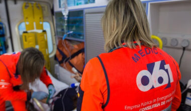 Al menos doce heridos al colisionar un autobús y un camión en la AP-7 a su paso por Torremolinos