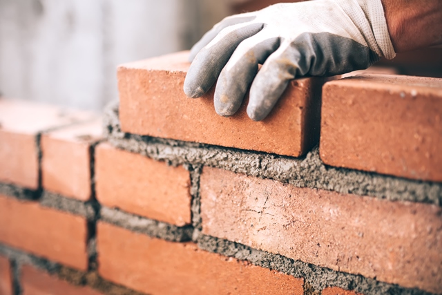 Output stagnant over first quarter, orders up 27%