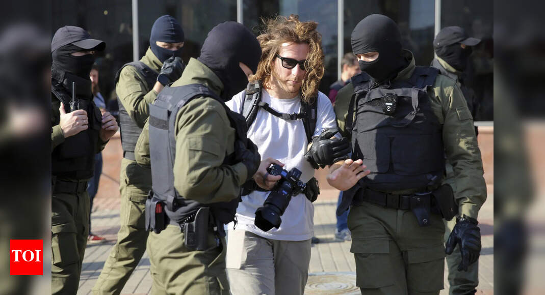 Belarus frees US man jailed in opposition crackdown |