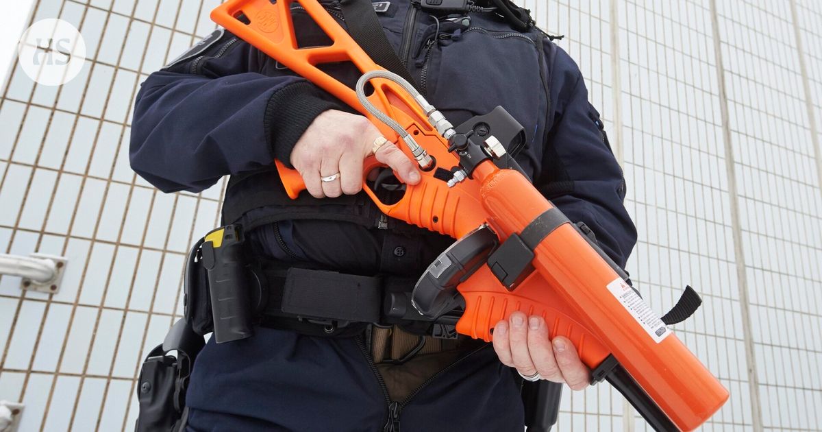 Tällainen on paineilma-ase, jota poliisi käytti Tampereella