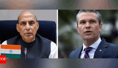 'US stands in solidarity with India': Rajnath Singh speaks to US counterpart Pete Hegseth after Pahalgam attack | India News