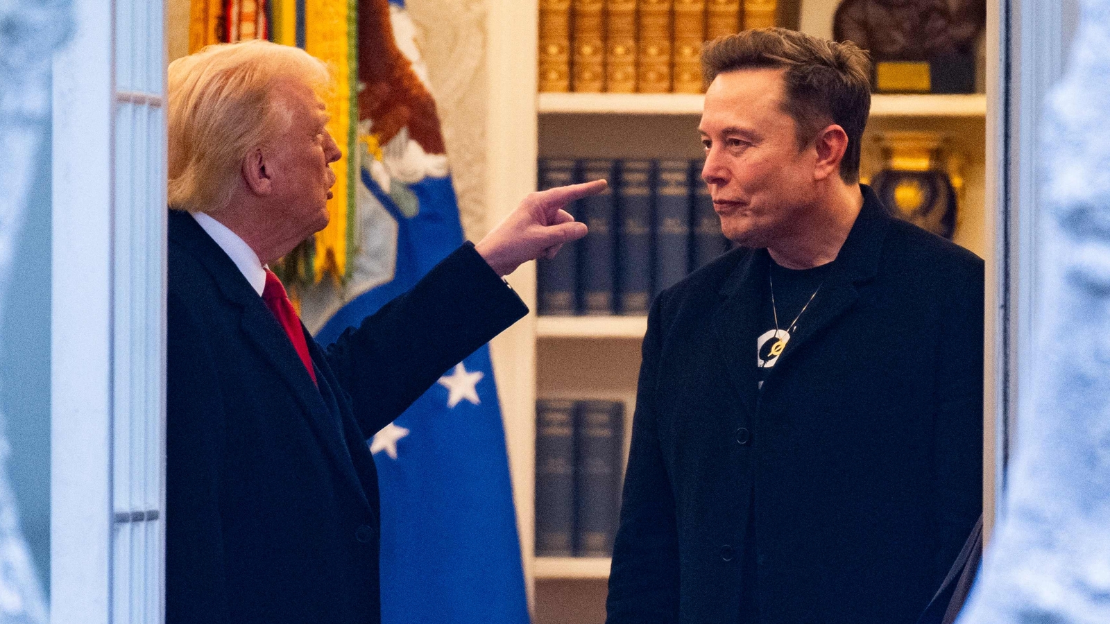 Trump takes shocking jibe at Elon Musk, stunned netizens say ‘This guy has no decency’