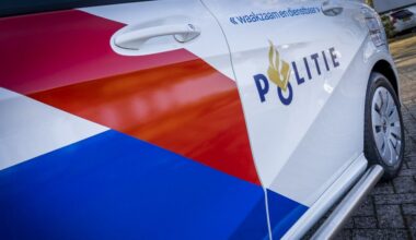 Deelnemers aan trouwstoet Vlissingen bekeurd vanwege rijgedrag