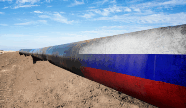 EU Considers Ban on New Russian Gas Contracts, Eyes Exit Options for Existing Deals