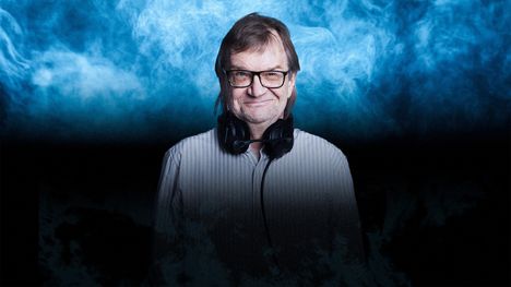 Ympyrä sulkeutuu, kun jääkiekon 1995 MM-kisat selostanut Antero Mertaranta palaa Tukholmaan 30 vuotta myöhemmin vielä kerran leijonaääneksi.