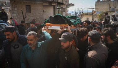 War monitor says 2 days of clashes, revenge killings in Syria have left more than 1,000 dead