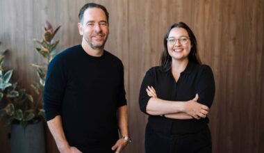 startup raise