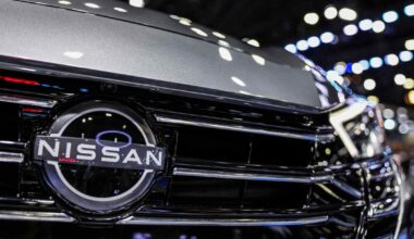 Nissan eyes early retirement to cut several hundred jobs in Japan