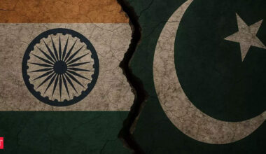 Amid India-Pakistan tensions, Delhi govt cancels leave of employees