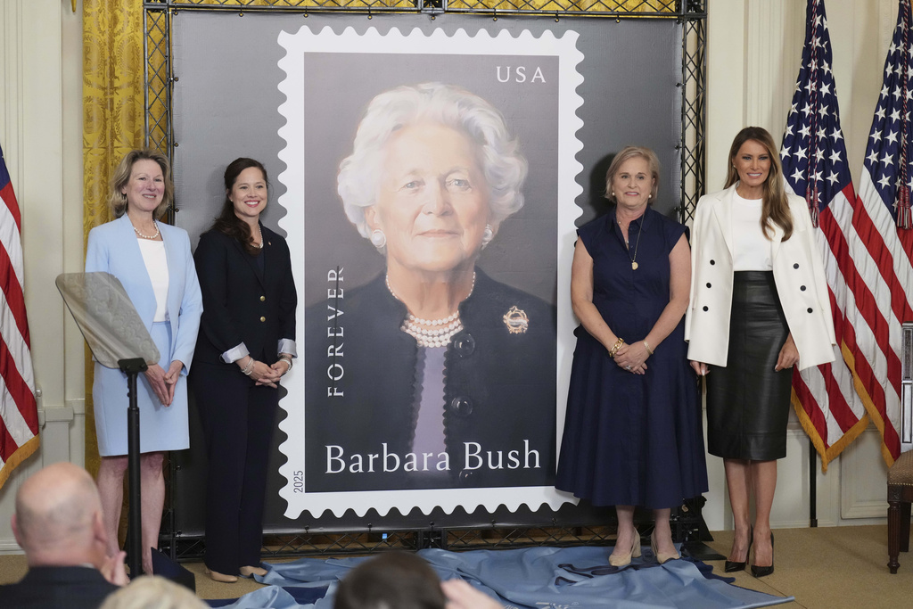 Melania Trump hosts White House event to unveil Barbara Bush postage stamp | News, Sports, Jobs
