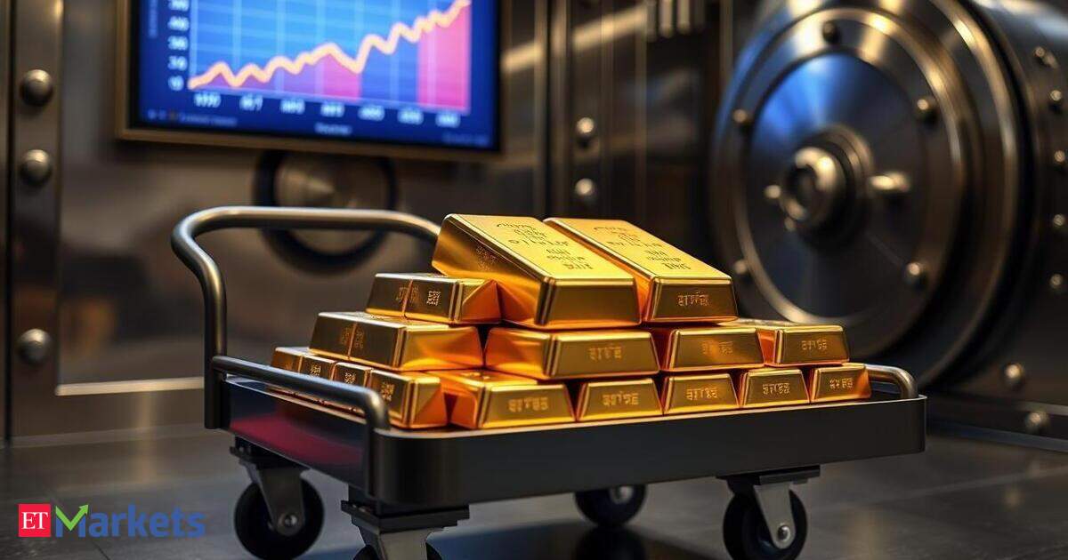 Global central bank gold reserves rise to 32,000 tonnes in 2024