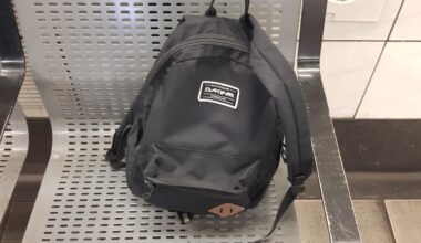 Did you leave your bag on the circle line Eastbound around Cannon Street?