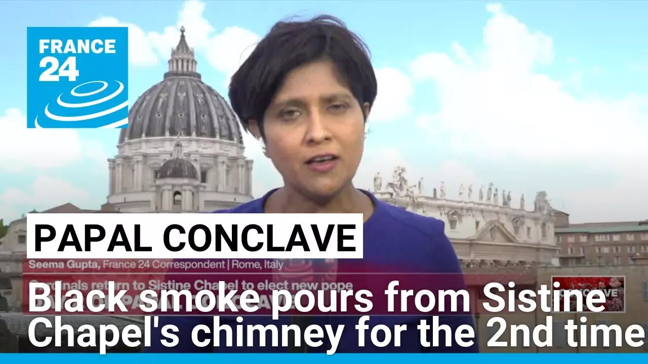 Black smoke pours from Sistine Chapel's chimney, as no new pope chosen • FRANCE 24 English