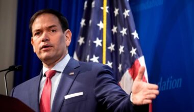 US tightens sanctions on Iran over nuclear research