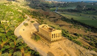 First Single Vineyard Italian Wine In Sicily Celebrates 55 Years