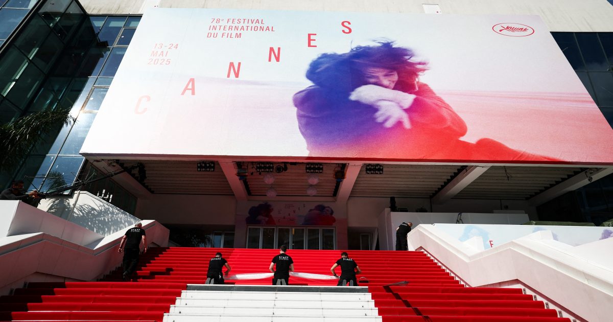 Festival v Cannes: De Niro dostane cenu, šanci má i Česko | iROZHLAS