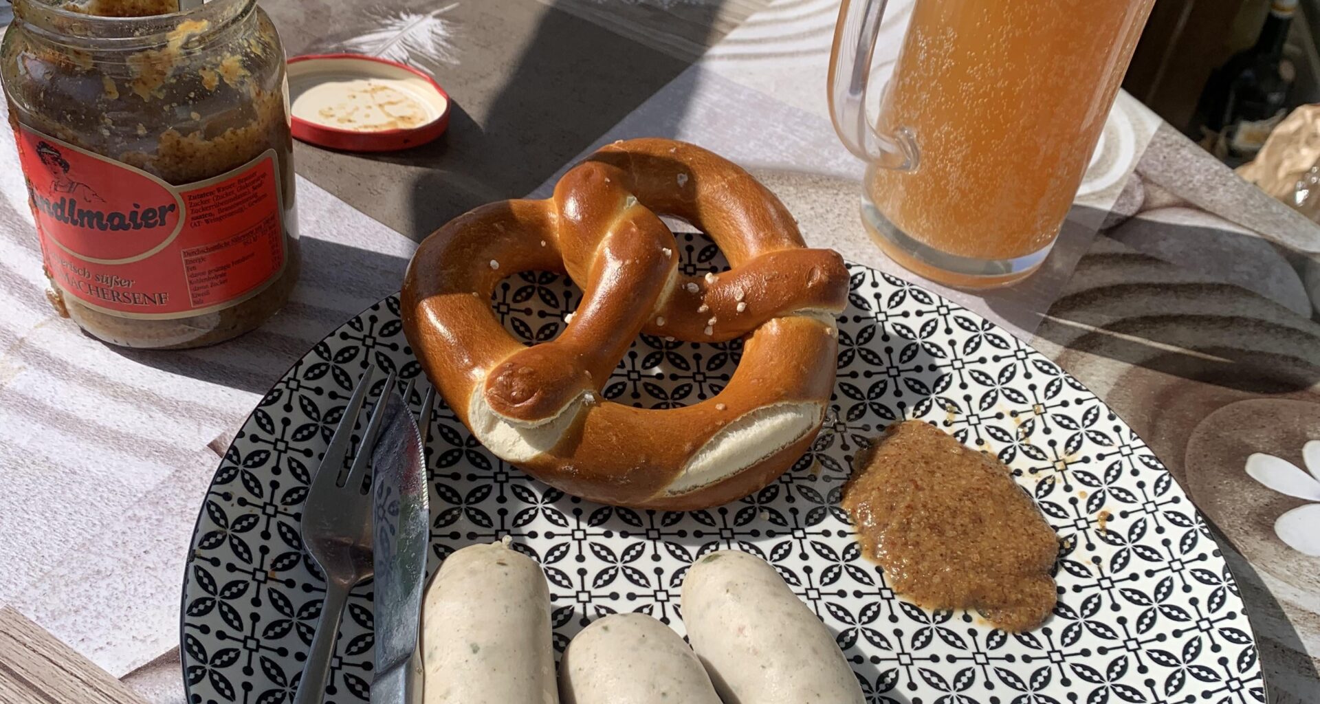 Bavarians will wake up at the crack of dawn, boil some concerningly pale sausages, split open a Hefeweizn, grab a Brezn and then call it some shit like “Produkdividätsbrinnstoffa” before proceeding to not even eat half of it.