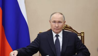Poutine doit "payer le prix de son refus de la paix", dit Starmer