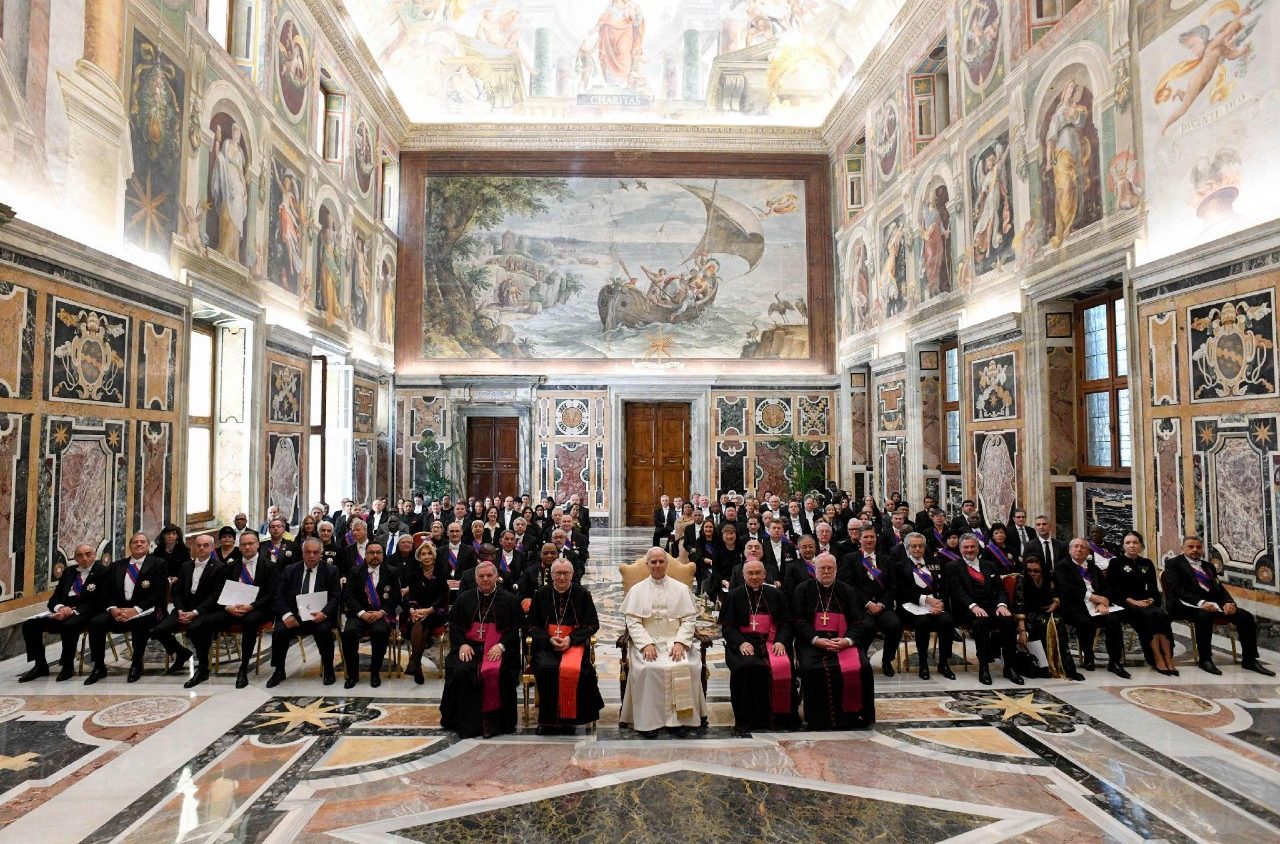 Pope to Diplomatic Corps: Build peace with justice, truth, and hope