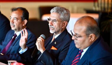 EAM Jaishankar meets strategic experts in Netherland