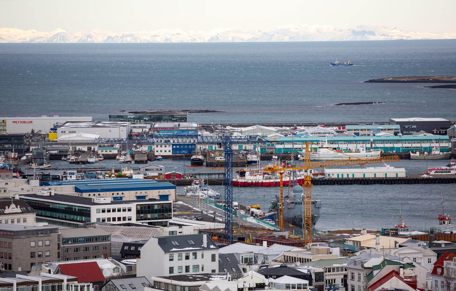 From Iceland — Three Injured After Explosion In Vesturbær