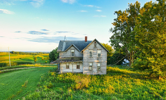After decades away, my in-laws' siblings return to fight over inheritance of the family home
