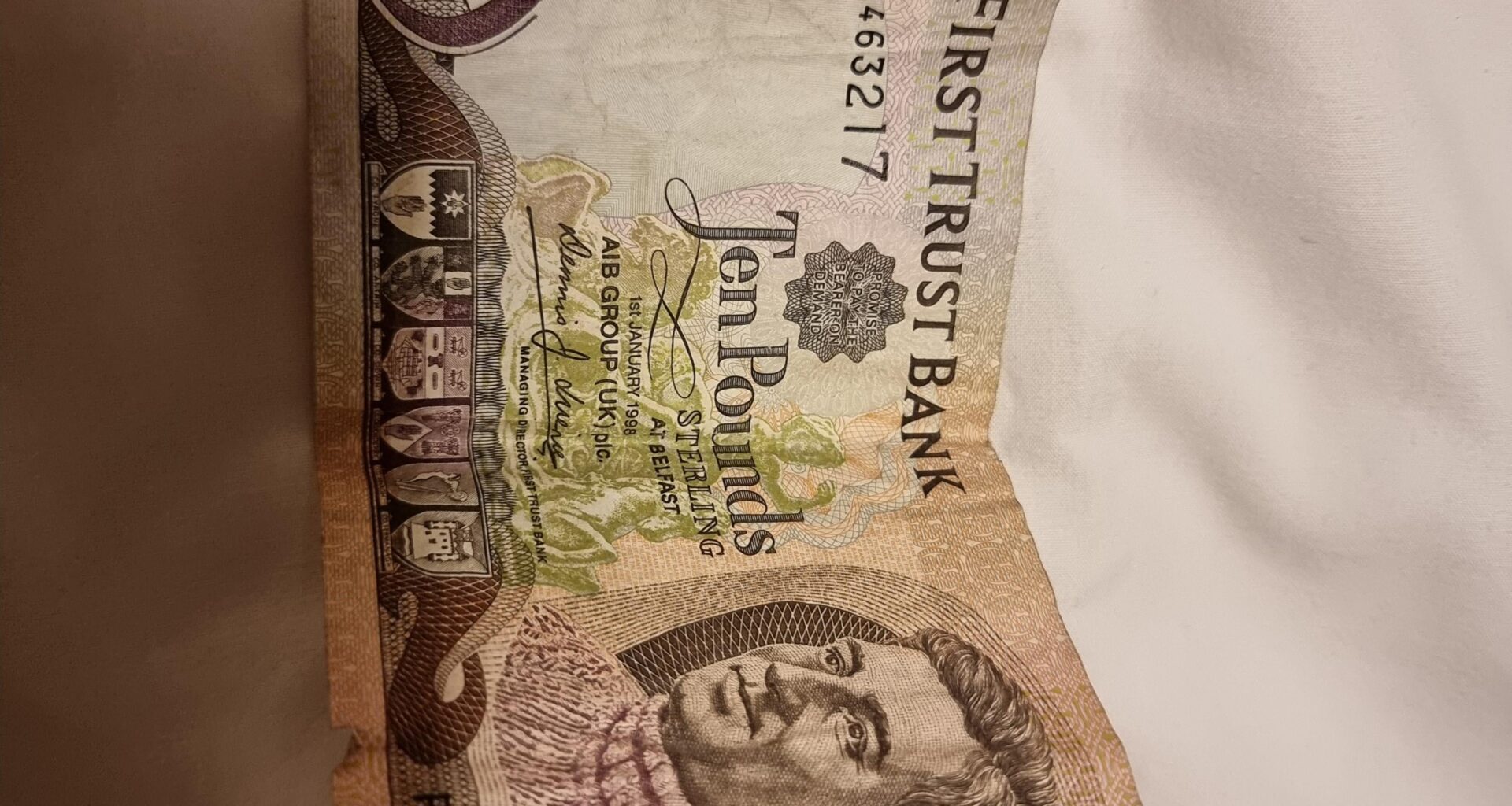 Hello you lovely folks, is this worth anything cos I'm sure that once I get back to the England, it won't be