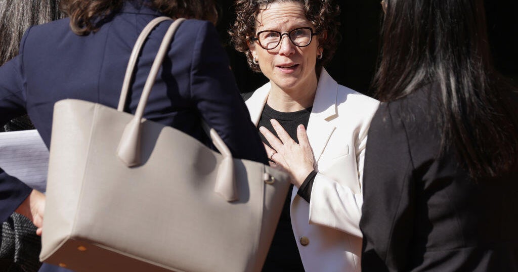4 partners leave Paul Weiss after firm cut deal with Trump, including Democratic lawyer Karen Dunn