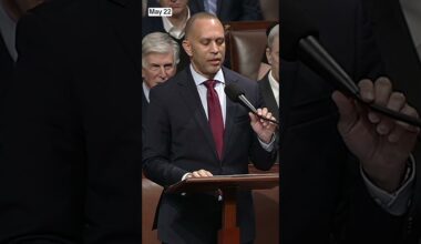 'I don't work for you': Jeffries CLAPS BACK at GOP rep. during testy exchange