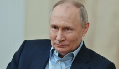 Russia Ukraine war latest: Putin and Trump negotiate prisoner exchange, says Russia