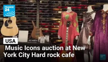 Music Icons auction at New York City Hard rock cafe • FRANCE 24 English