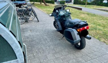 Inconsiderate Neighbour