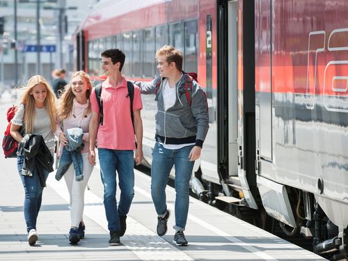Europäische Kommission schickt fast 36.000 junge Menschen auf eine Reise durch Europa | oekonews.at