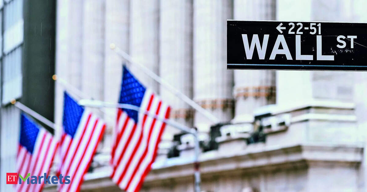 Wall Street Week Ahead: Jobs data, tax bill, trade on tap for rebounding US stocks