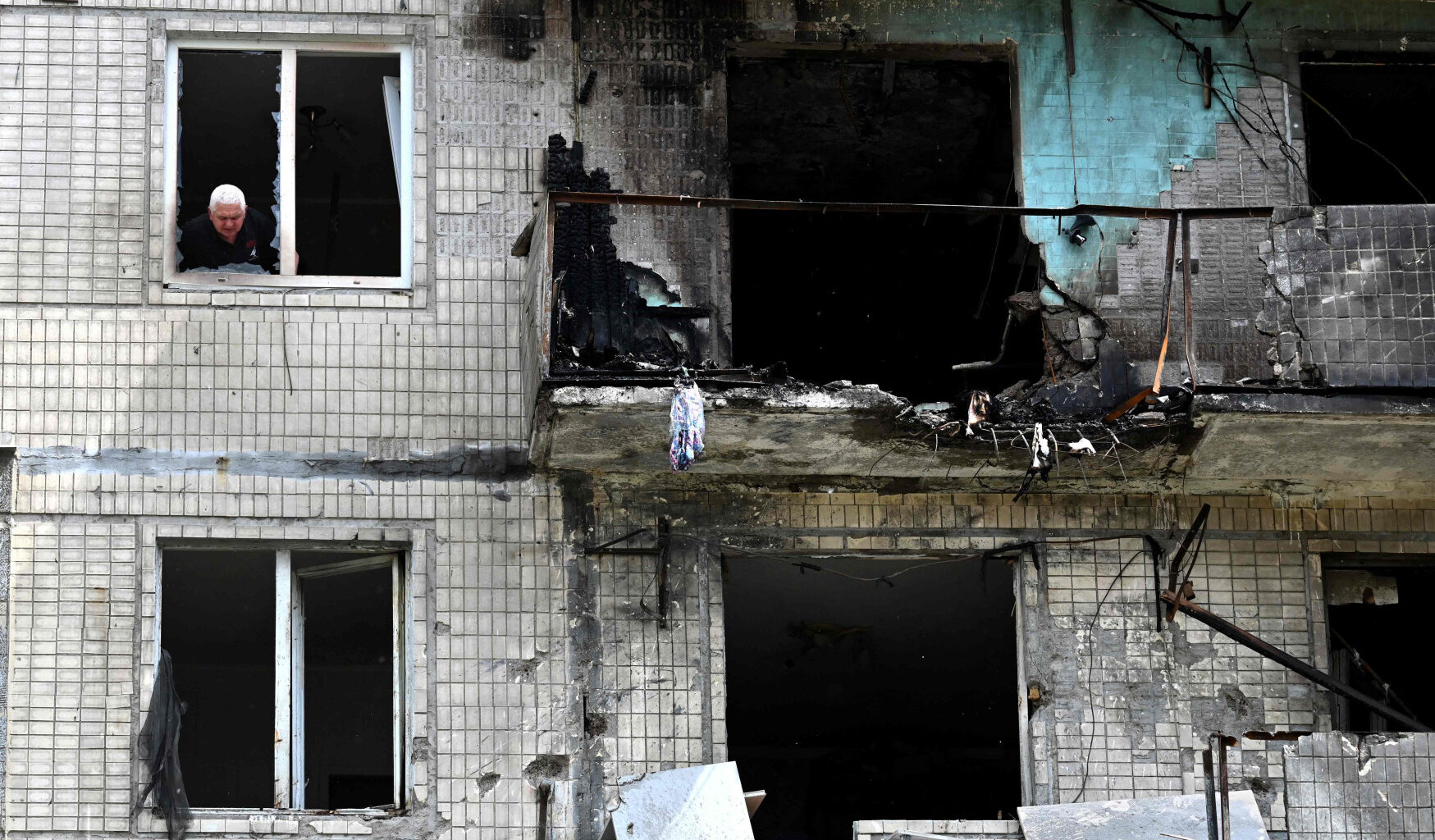 Ukraine Says New Drone Attack on Kyiv, Warns of Missile Threat