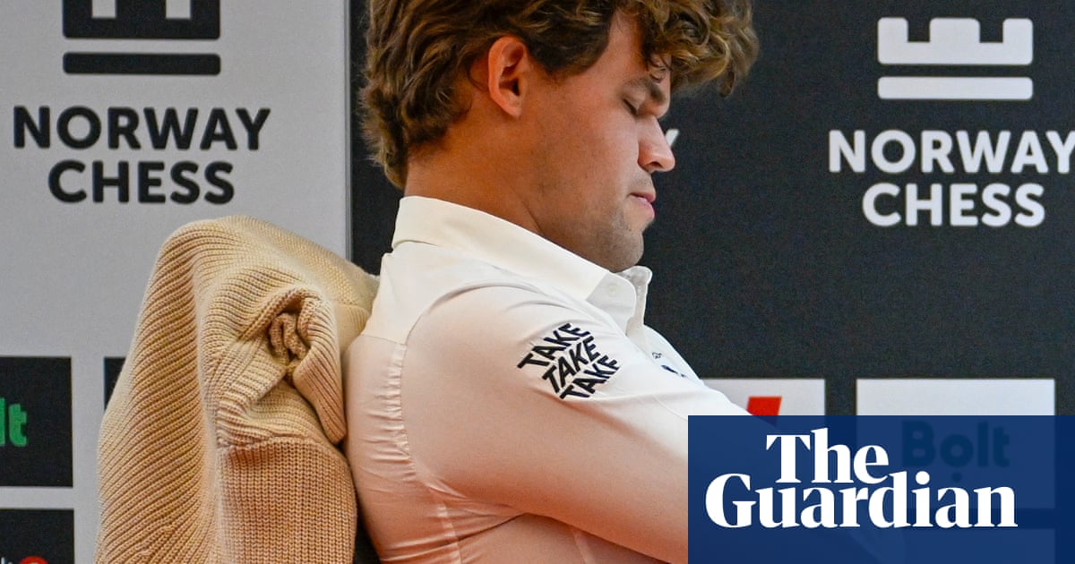 Magnus Carlsen sets early pace as stars collide at Norway Chess | Magnus Carlsen